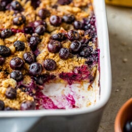 Baked Oatmeal with Blueberries and Bananas