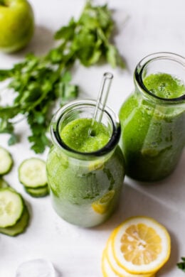 This healthy, Green Apple Lemon Cucumber and Ginger Smoothie is a great source of many vitamins and minerals, especially vitamin C and a great way to boost your immune system.