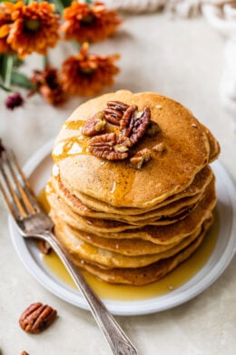 Whole Wheat Pumpkin Pecan Pancakes